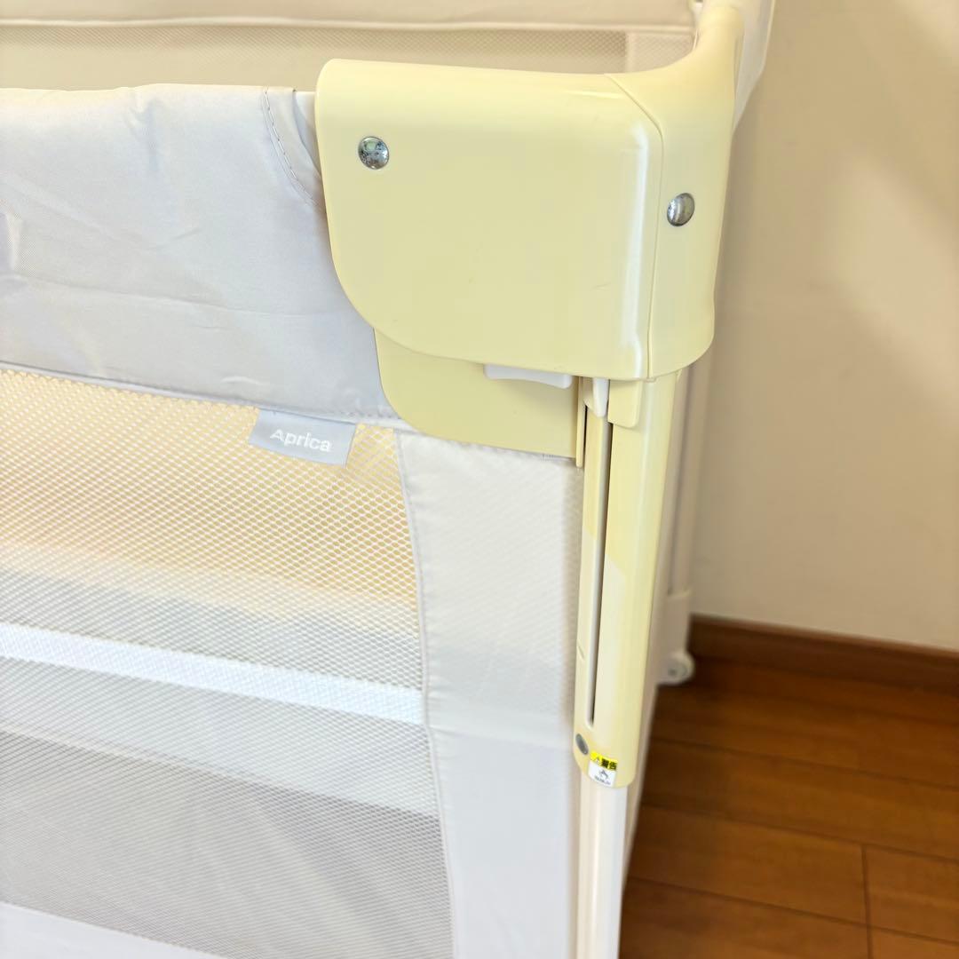 【匿名配送・訳アリ価格】アップリカ ココネルエアー ベビーベッド