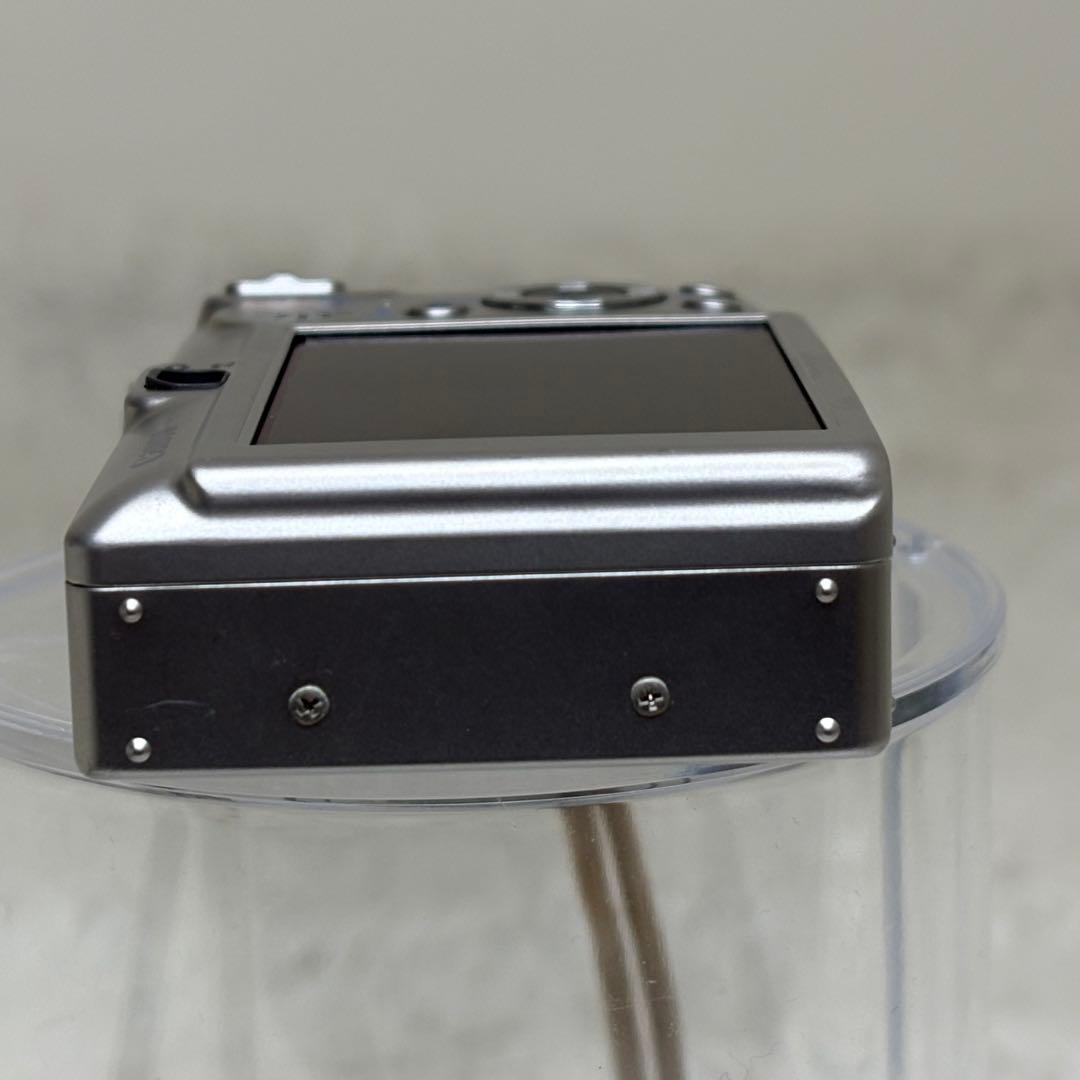 Canon カメラ　IXY 70 PC1193 シルバー コンデジ　動作品