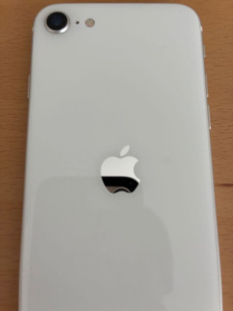 Apple iPhone SE (第2世代) ホワイト本体