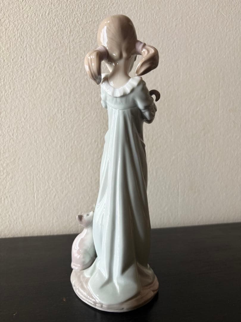 リヤドロ 私のことも忘れないで フィギュリン LLADRO 外箱付き　猫　少女