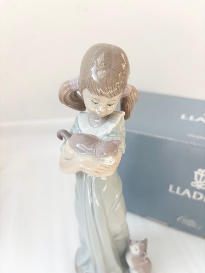 リヤドロ 私のことも忘れないで フィギュリン LLADRO 外箱付き　猫　少女