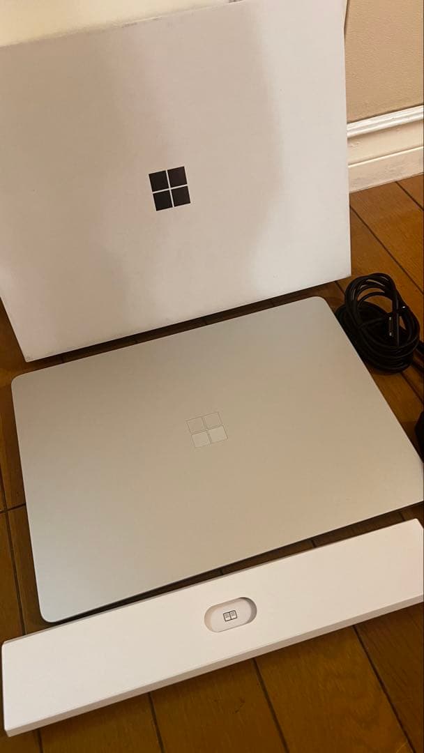最新Microsoft Surface Laptop第7世代Snapdragon