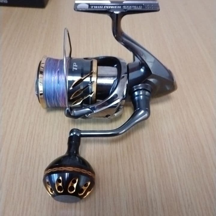 シマノ　20ツインパワー　4000XG