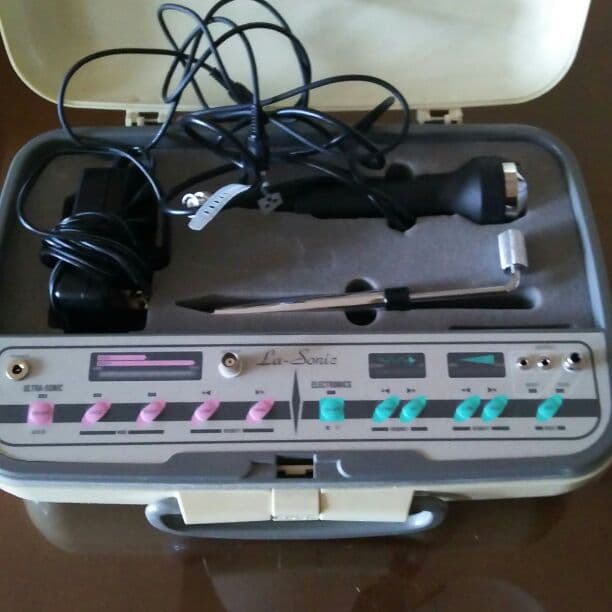 お値下げドイツ製   低周波   美顔器