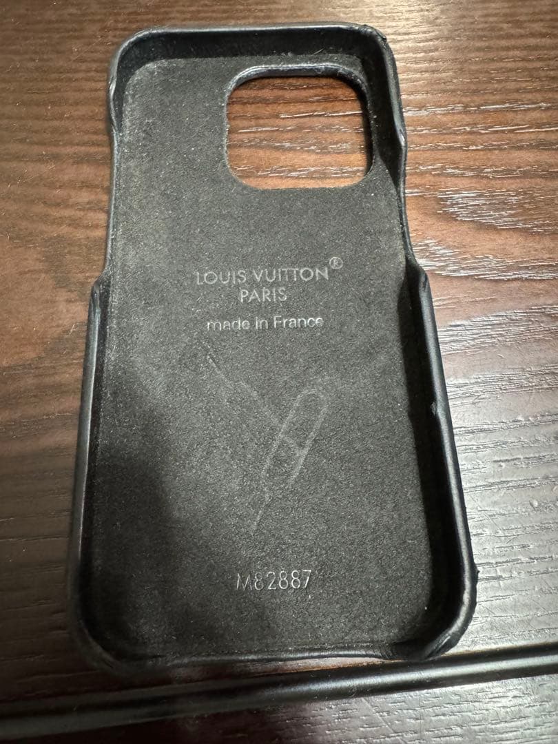 正規品★Louis Vuitton iPhone15 pro ケース モノグラム