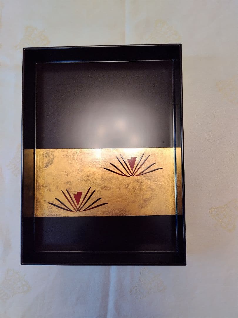 小松芳光作　手元箱　松