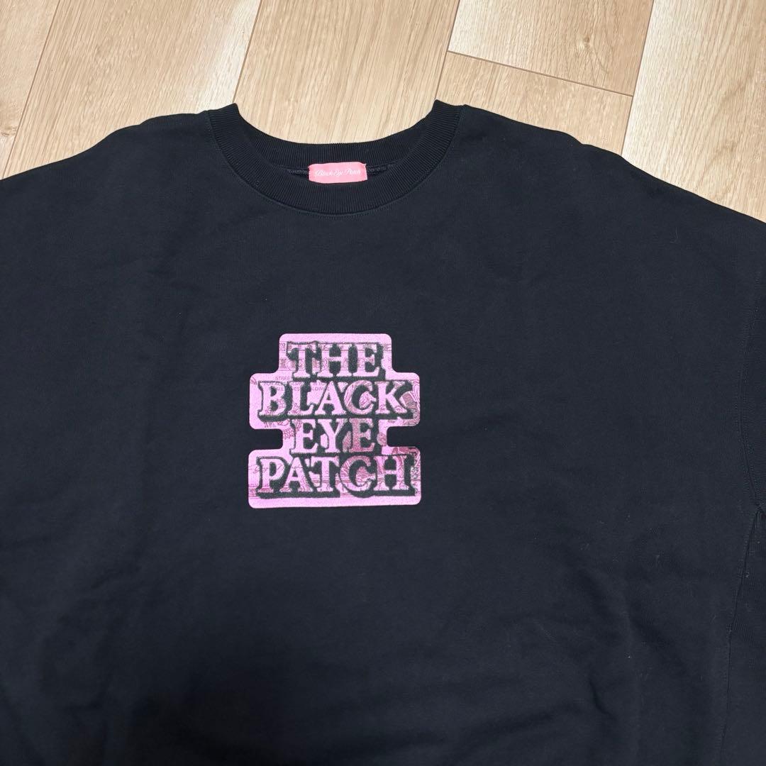ブラックアイパッチ　トレーナー　Black Eye Patch