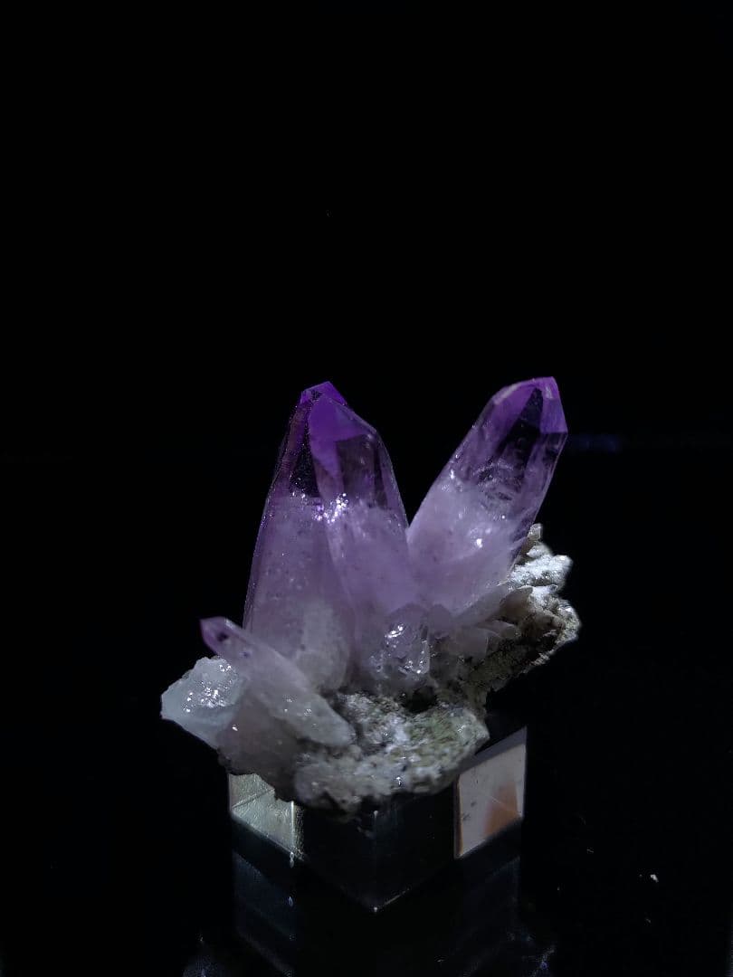 ベラクルスアメジスト 鉱石 鉱物 ミネラル 標本 原石 母岩付き ③