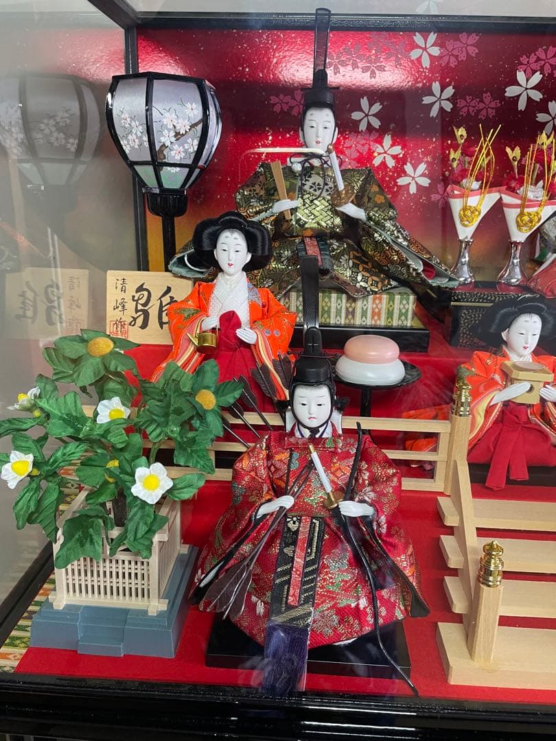 雛人形　7人飾り　3段　ケース　オルゴール　灯り付き　専用箱付