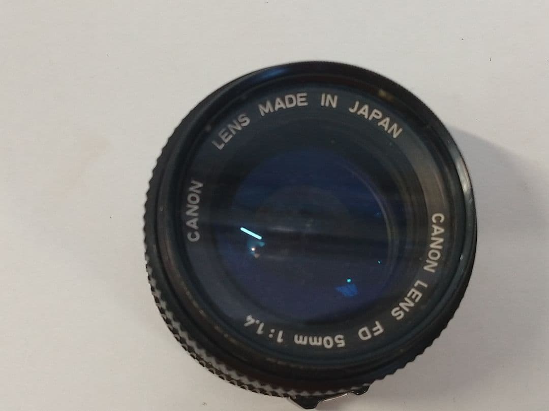 ジャンク Canon キャノン AE-1 一眼レフカメラ レンズ2点付き