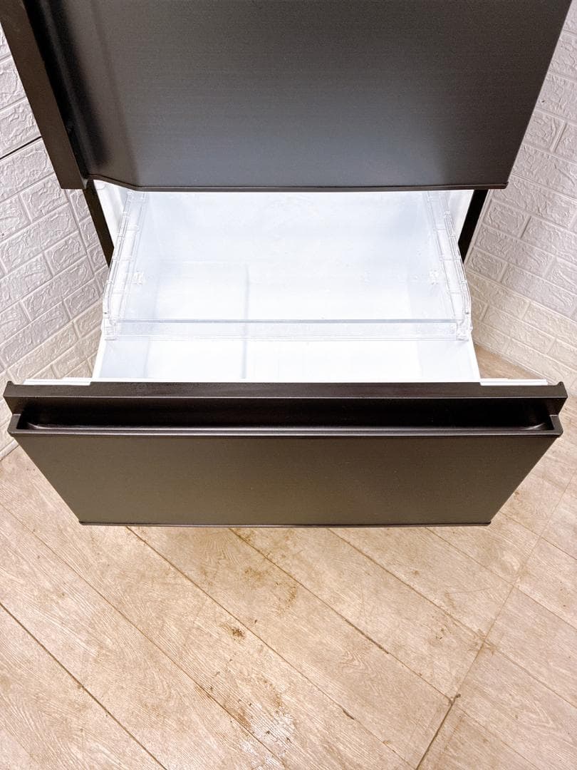 B01044 トウシバ 326L 冷蔵庫 大型 小型 一人暮らし