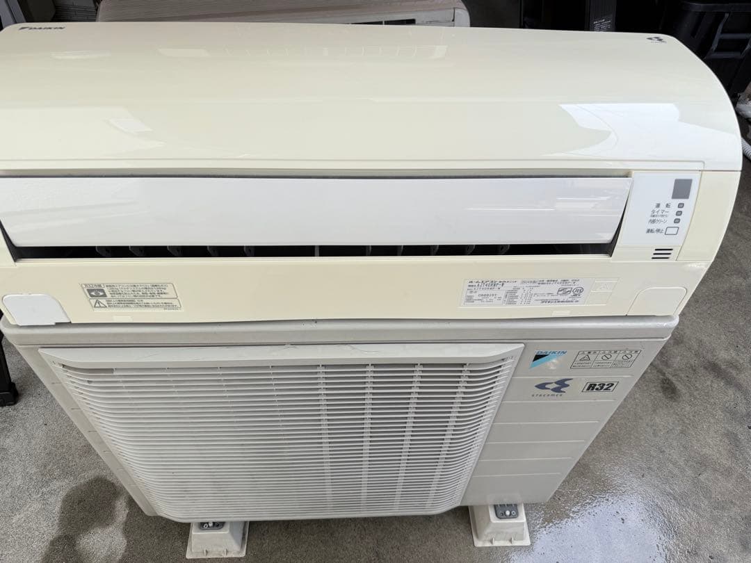 ダイキンAJT40RNP-W完全分解高圧洗浄、消毒済みおすすめ一品です。