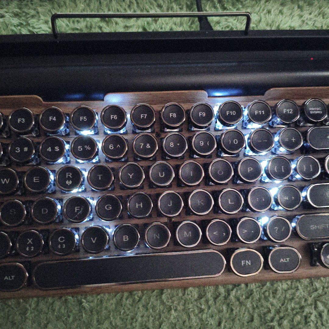 7KEYSTW1867 タイプライターキーボード 本体