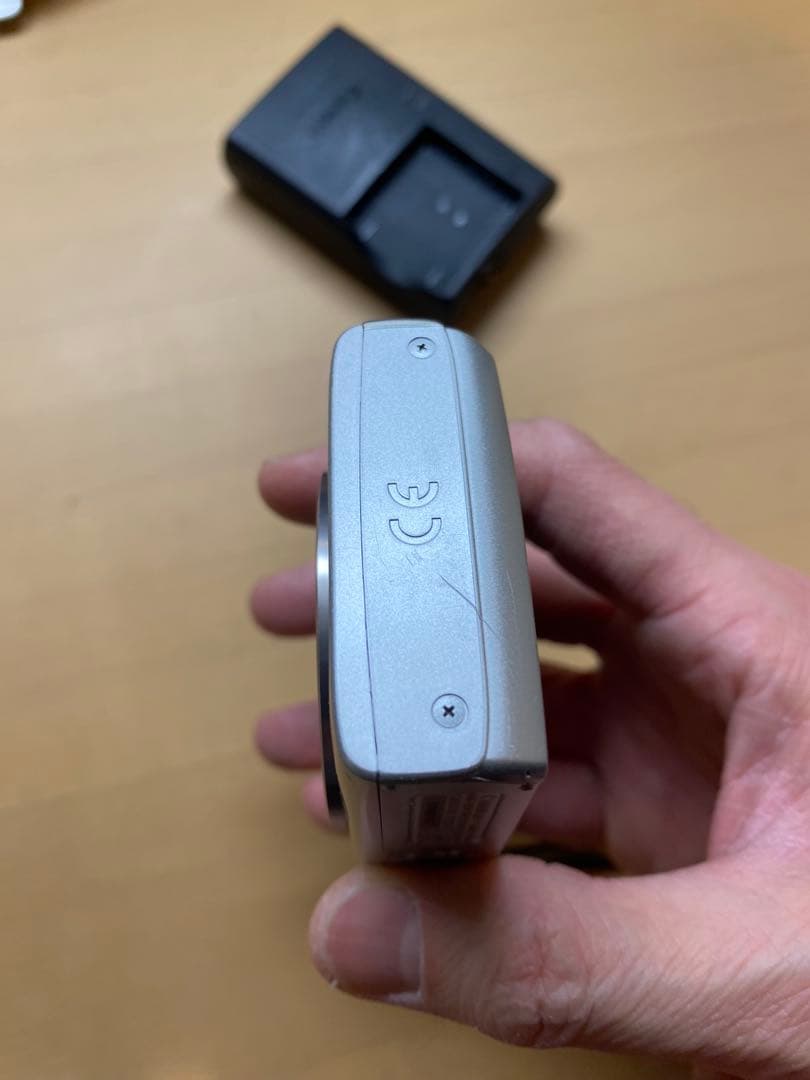 Canon IXY 200 コンパクトデジタルカメラ 本体