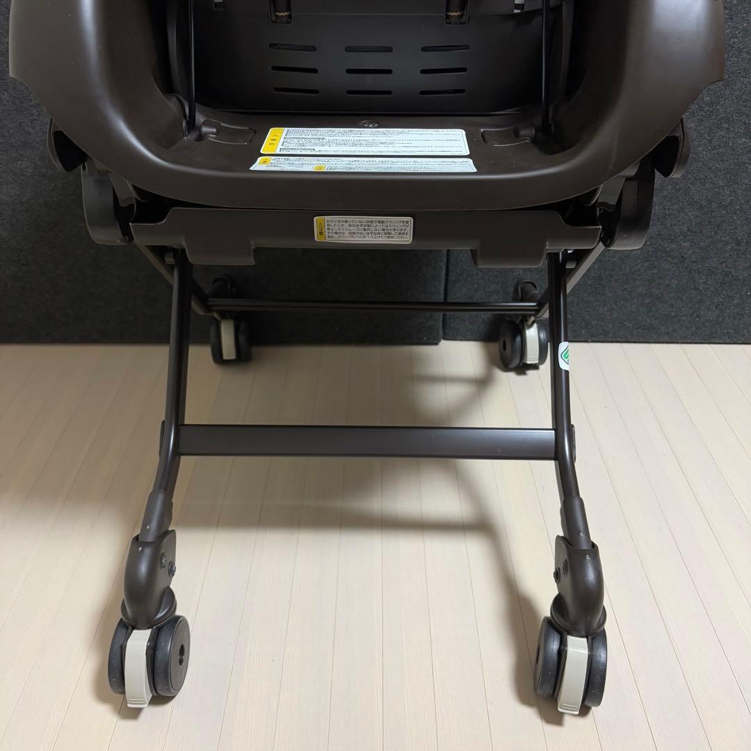 コンビ　ネムリラオートスウィング　プレミアム　ダッコプラス　エッグショック