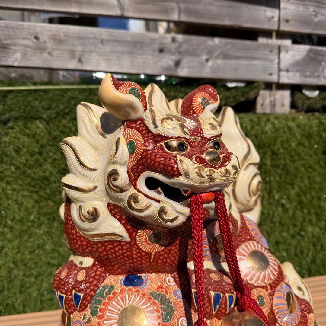 陶器製 獅子型置物 赤色　シーサ