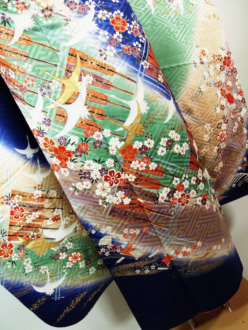 豪華振袖3点セット＊染め分け古典柄 金駒刺繍 沙耶型地紋 長襦袢・袋帯 晴れ着