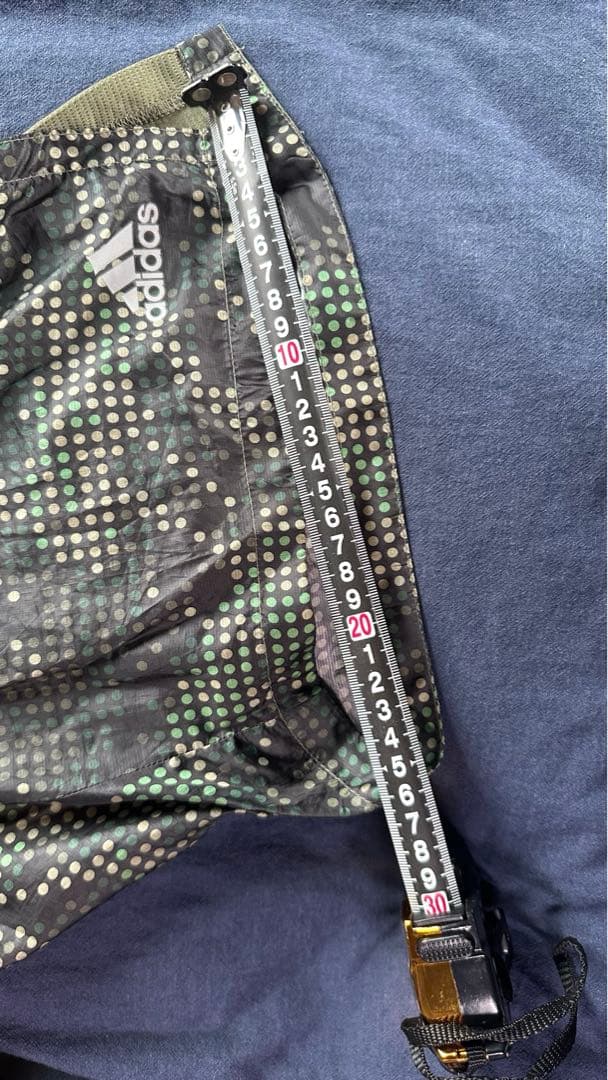 アディダスadidas オールインワン　Lサイズ　グリーン系