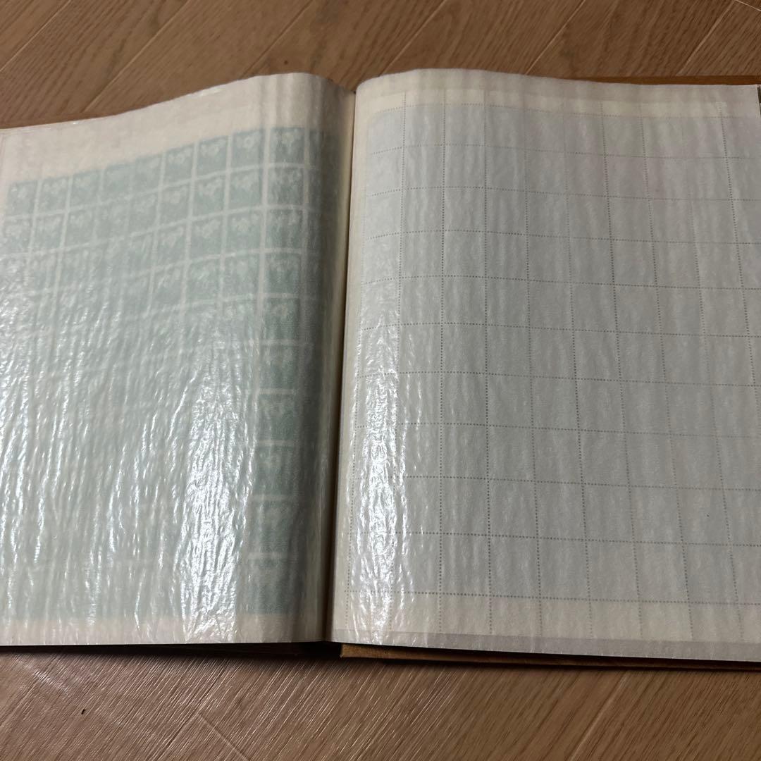 切手帳 茶色の革風表紙