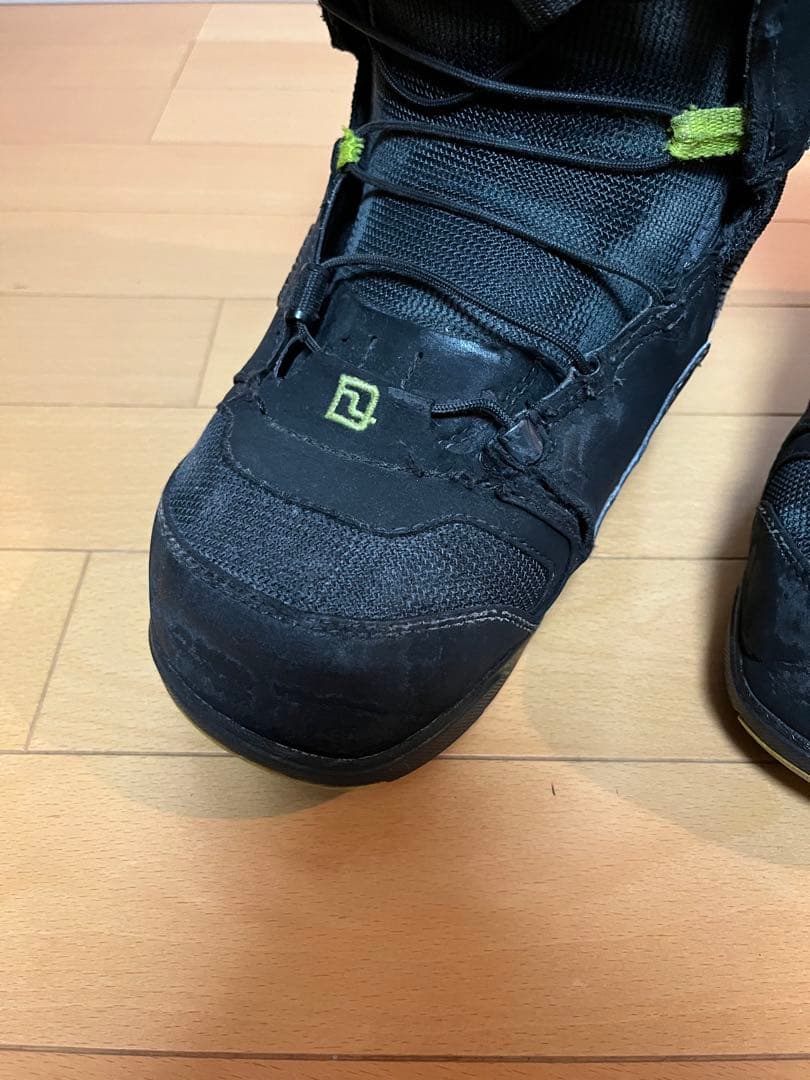 スノーボードブーツ 黒/緑