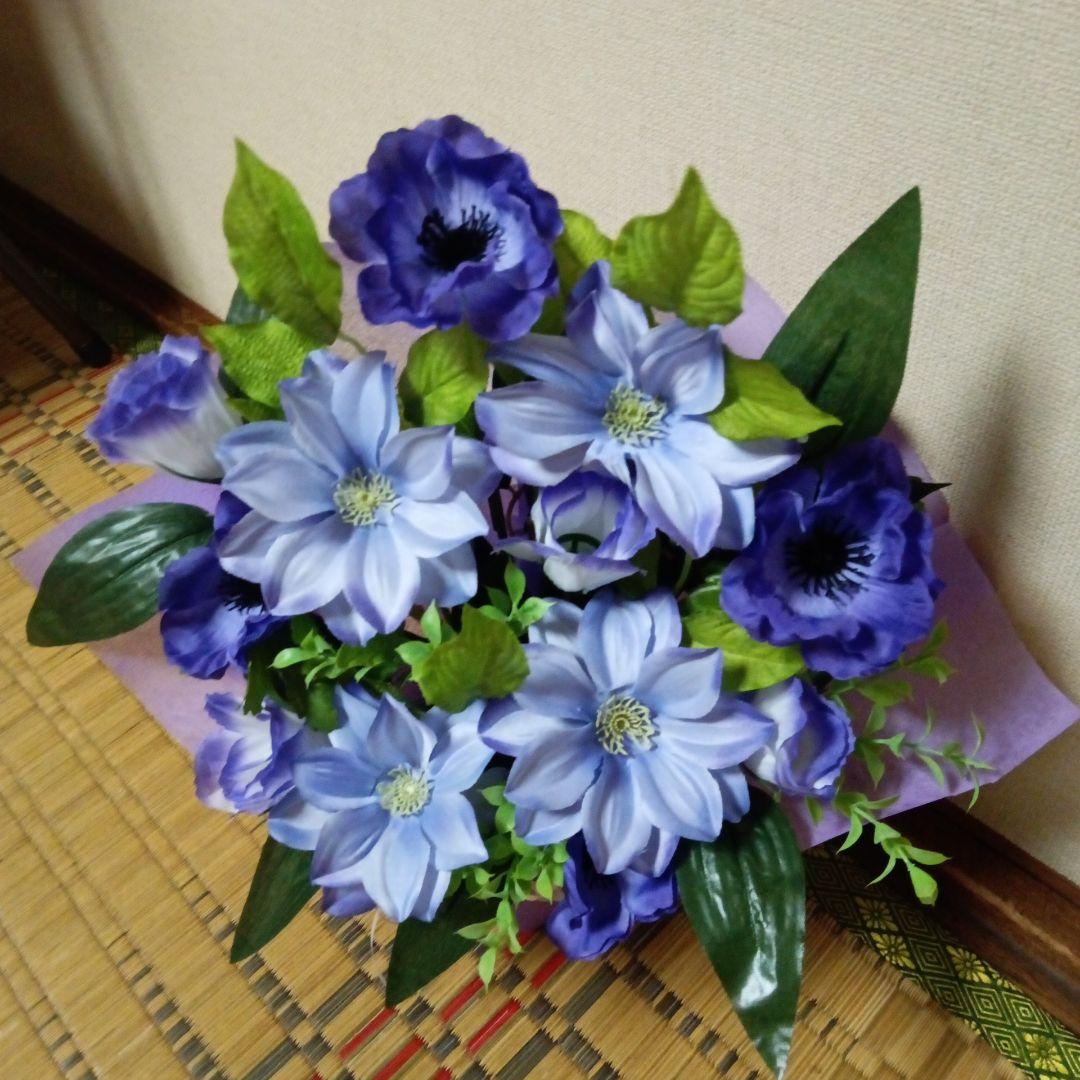 お供え花　仏花　造花アレンジ　クレマチス、アネモネ