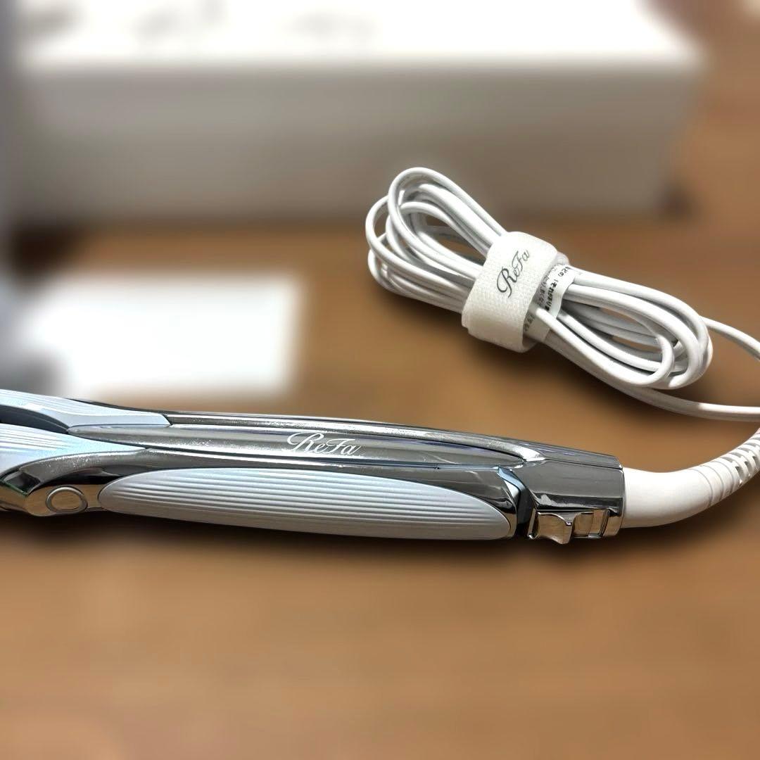 ReFa ストレートヘアアイロン 本体　白　ホワイト