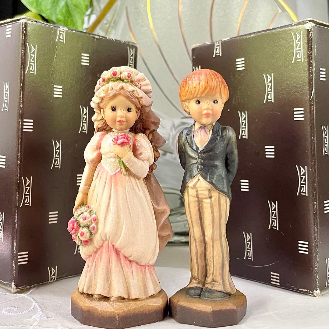 アンリ人形　ANRI サラ・ケイ　10㎝　　【薔薇のアーチの下でウェディング】