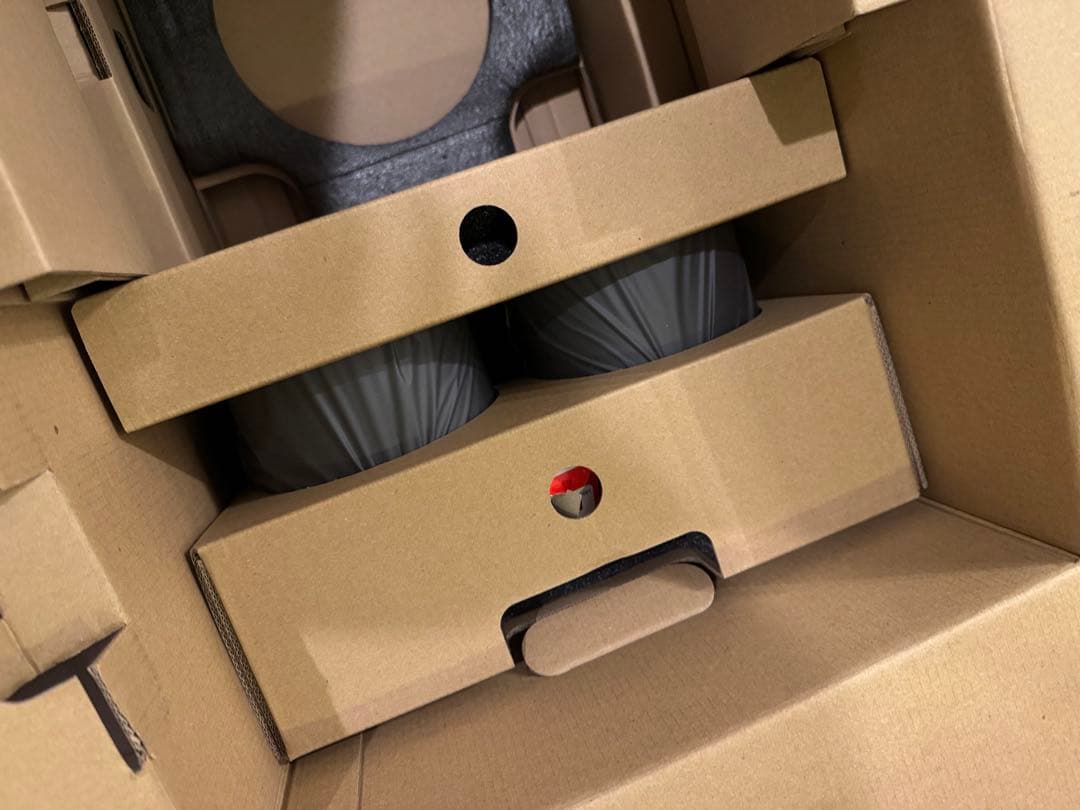 【未使用】Razer Nommo V2 Pro ゲーミングスピーカー 開封済