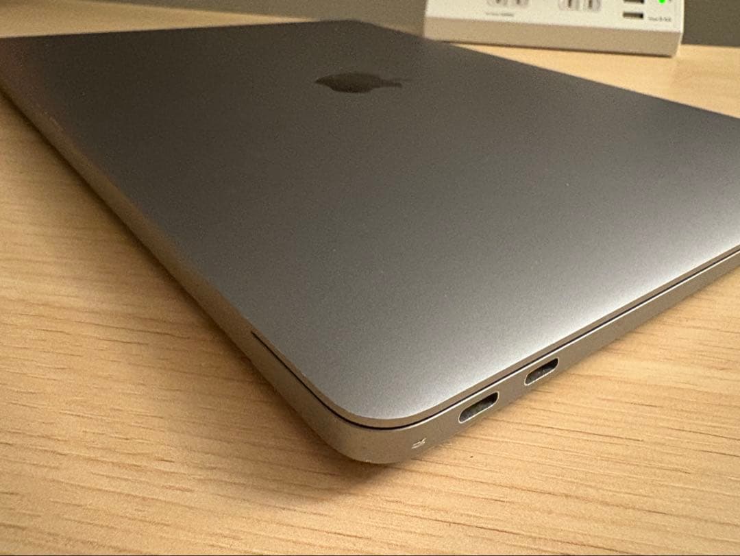 M1 MacBook Air 8GB/256GB スペースグレイ