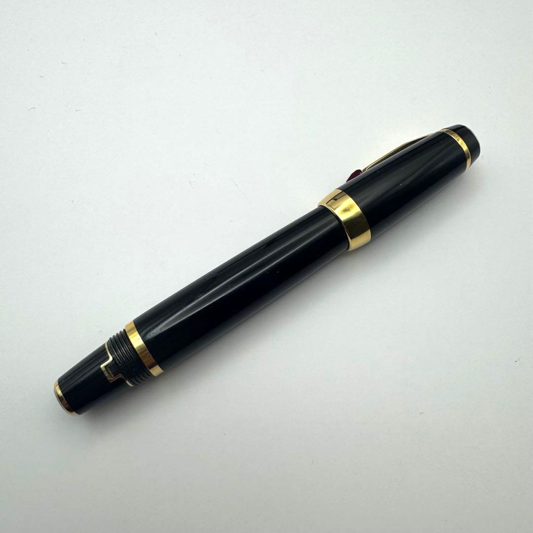 モンブラン　MONTBLANC ボエム ジュテーム 万年筆　ケース付き