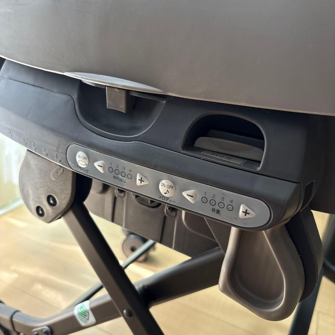 Combi ベビーチェア ネムリラAUTO SWING BEDi EGシリーズ