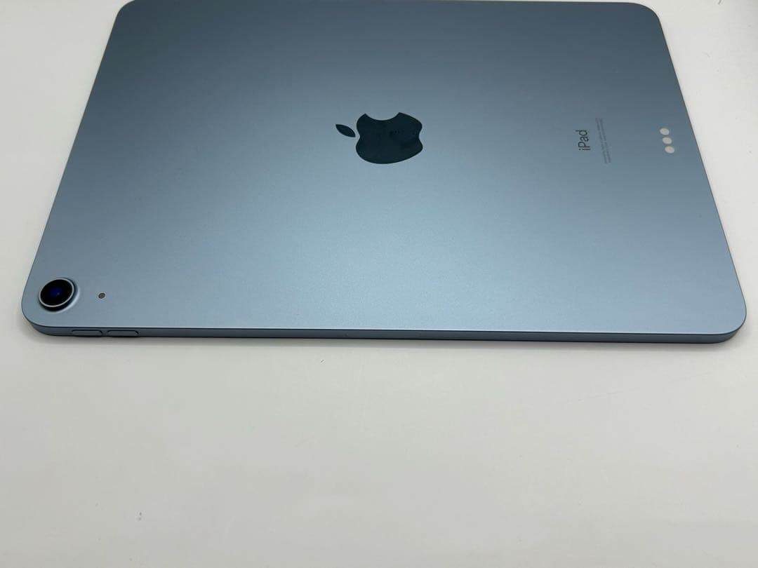 Apple iPadAir 第4世代 Wi-Fiモデル64GB MYFQ2J/A