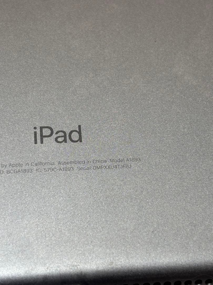 Apple iPad (第6世代) Wi-Fiモデル 32GB A1893