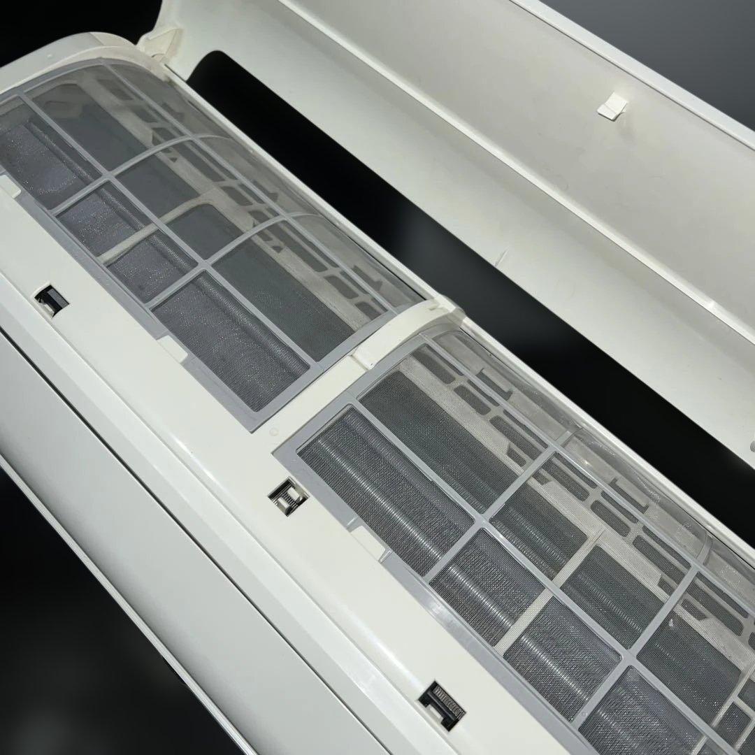 ⚪︎CORONA/ルームエアコン/6畳〜8畳/2022年製/動作良好