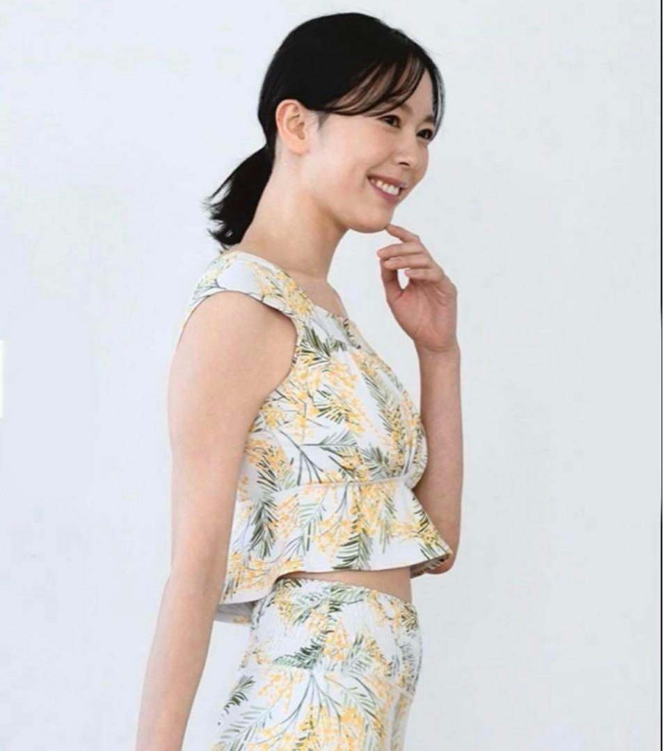 値下げ！新品タグ付 【SUKALA】 スプリングフラワーグレースブラトップＬ