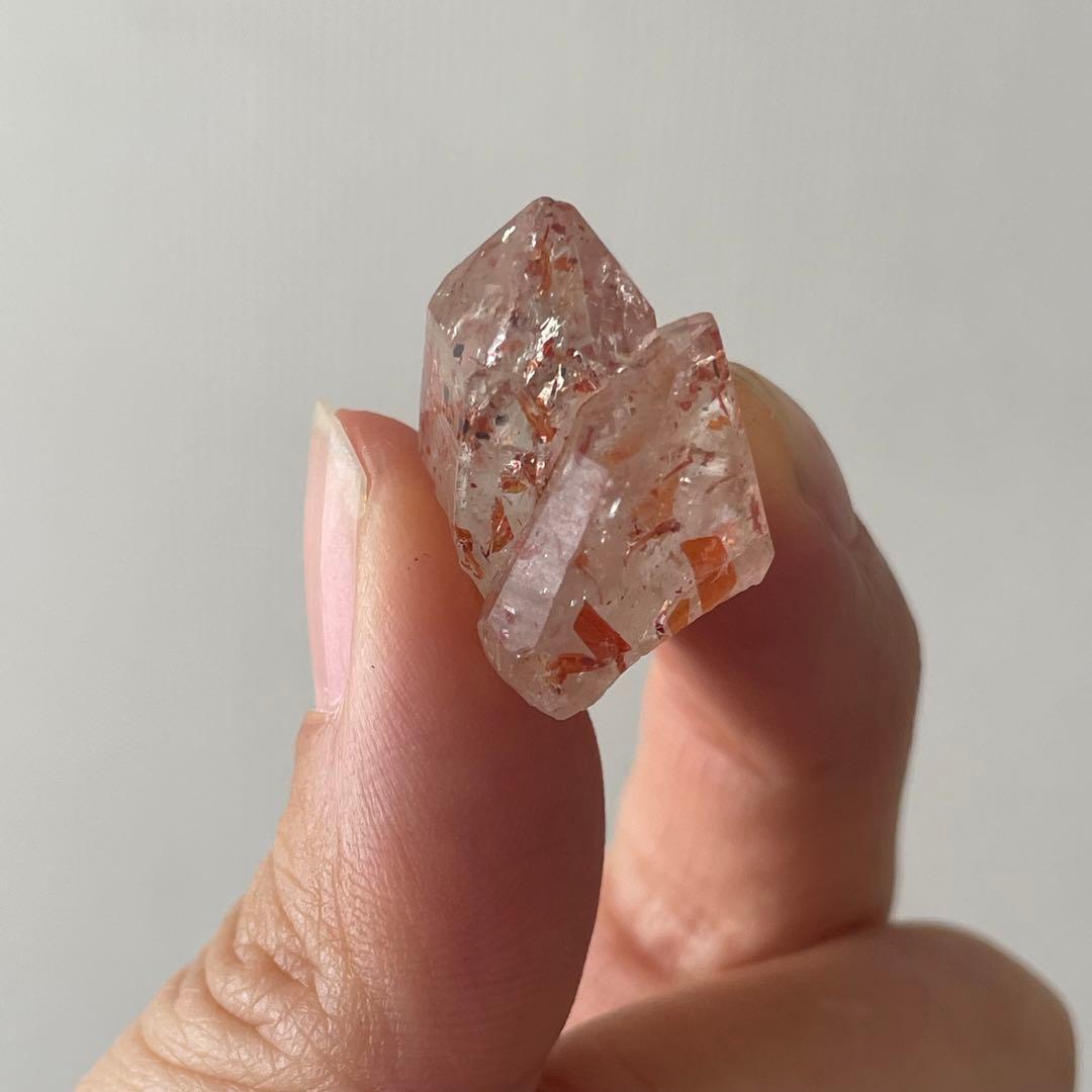 モンド　エレスチャルクォーツ　タンザニア　水晶　レピドクロサイト