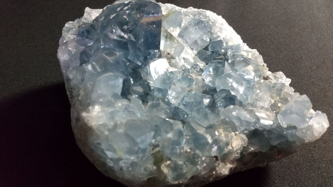 セレスタイン 原石