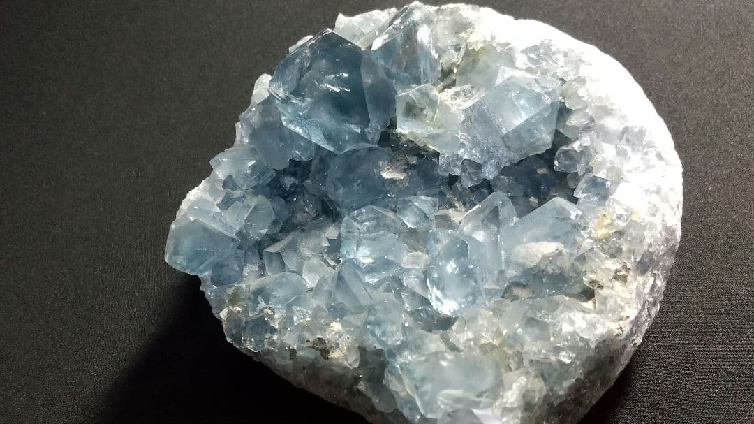 セレスタイン 原石