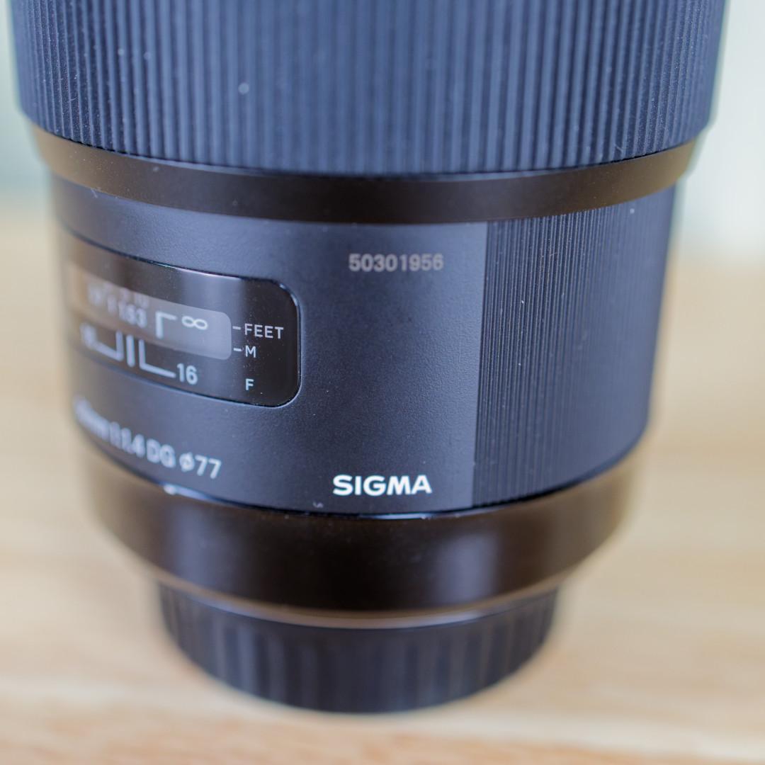 SIGMA EFマウント レンズ 50mm F1.4 DG HSM Art