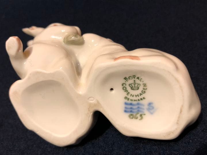 ロイヤルコぺンハーゲン　ペアうさぎ　フィギュリン　専用箱あり