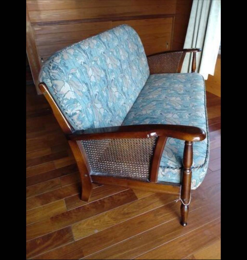 ●カリモク　ヴィンテージ2人掛けソファ 木製フレーム × 花柄ファブリック