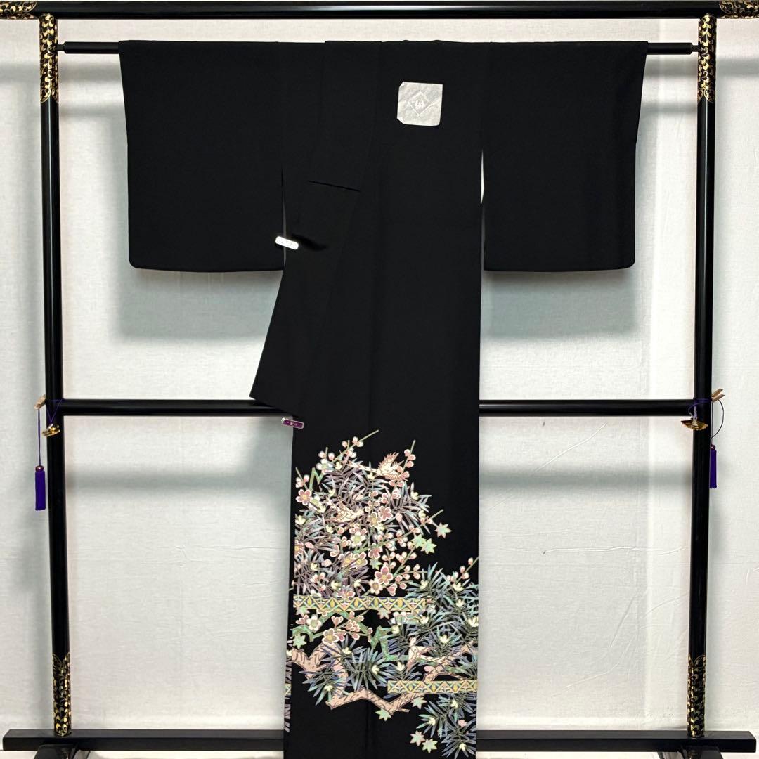 D96黒留袖 本加賀友禅 魚津誠 落款 正絹 着物 袷 しつけ糸付き未使用極美品