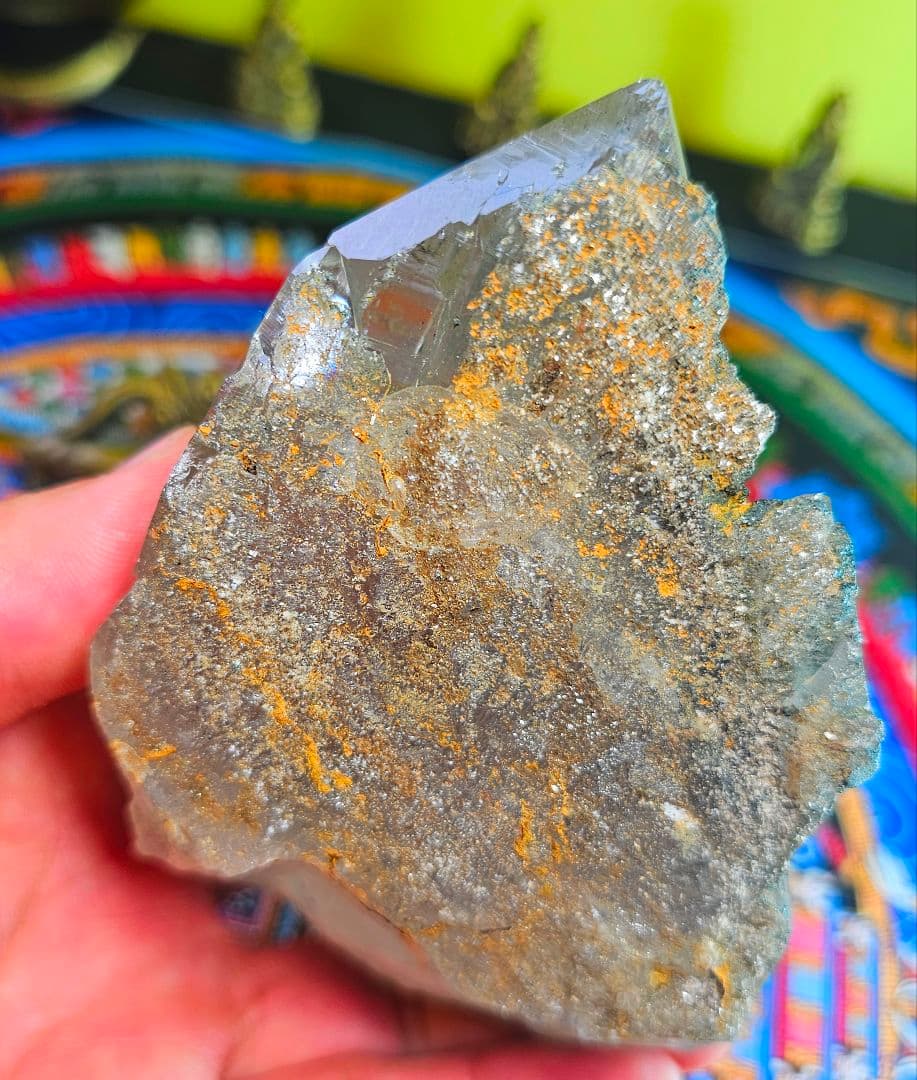 クローライトが付着した‼️ガネーシュヒマール水晶の原石