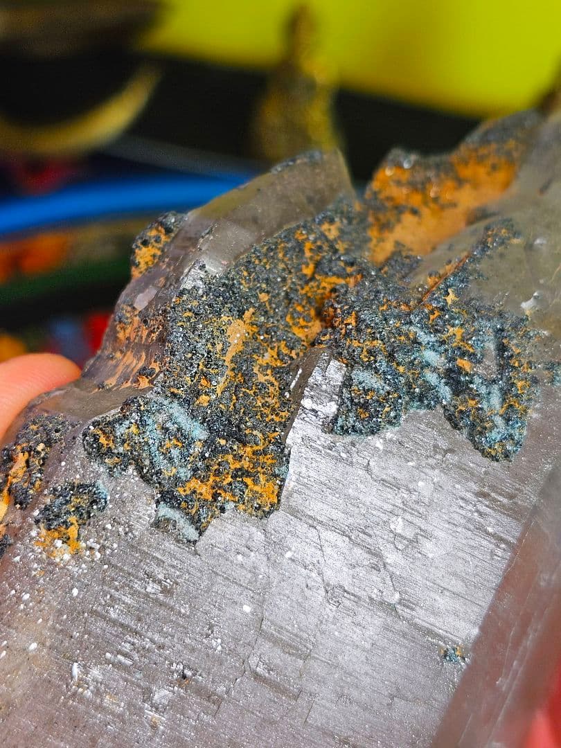 クローライトが付着した‼️ガネーシュヒマール水晶の原石