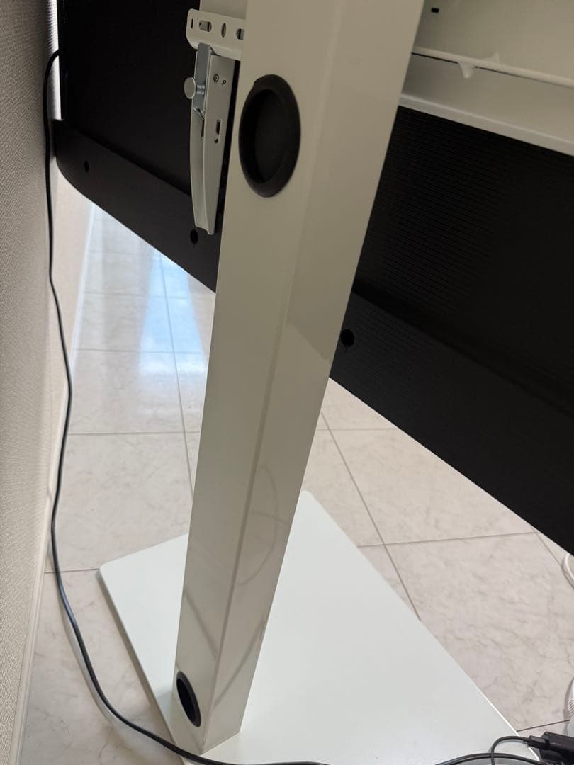 【shiratama】【直接引き取り希望】 Hisense65型液晶テレビ