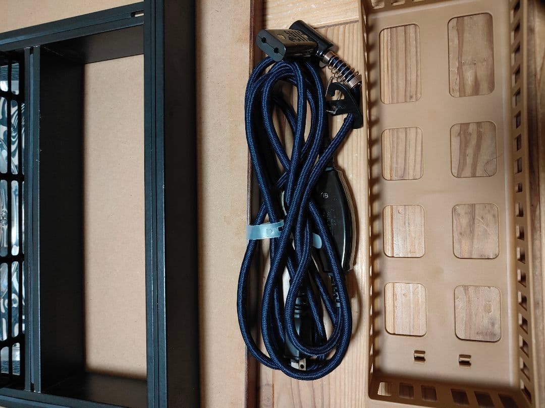 ニトリ　こたつ　ご希望の方にはこたつ布団付けます