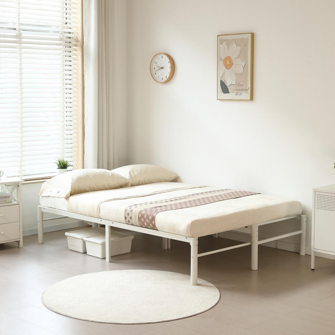 伸縮式ベッドフレーム　幅76~137cm伸縮可能　２WAY　おしゃれ　WHITE