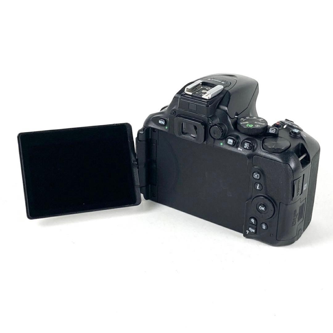 【⚾️】Nikon D5600 18-55 70-300ダブルズームキット