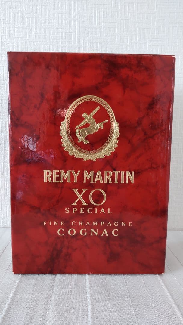 猫ちゃん[未開栓] 箱つき REMY MARTIN XO SPECIAL
