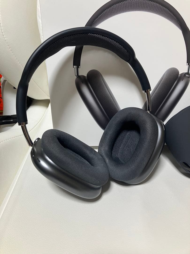 ヘッドホン AirPods Max